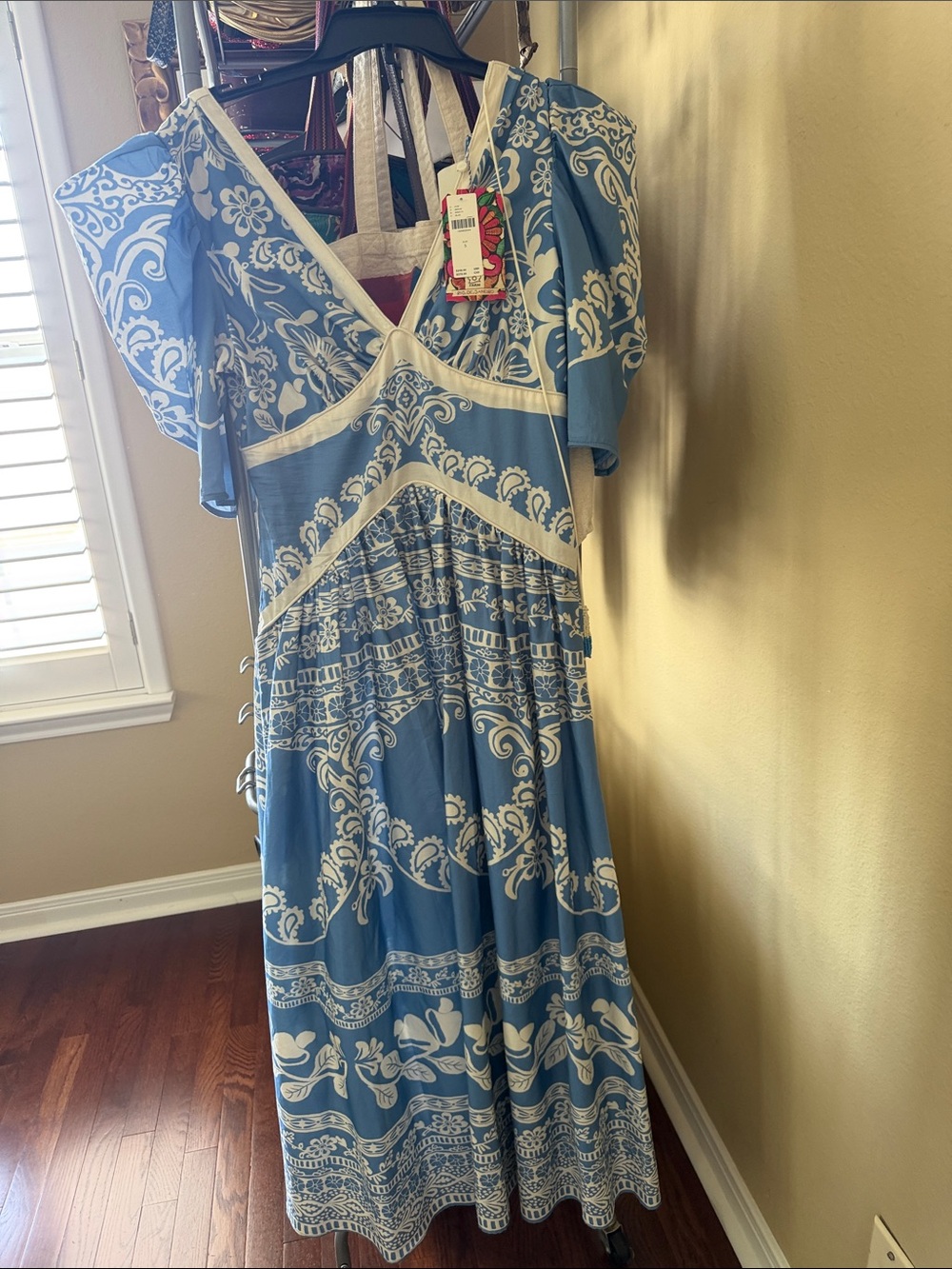 FARM Rio Blue and White Floral V-Neck Maxi Dress